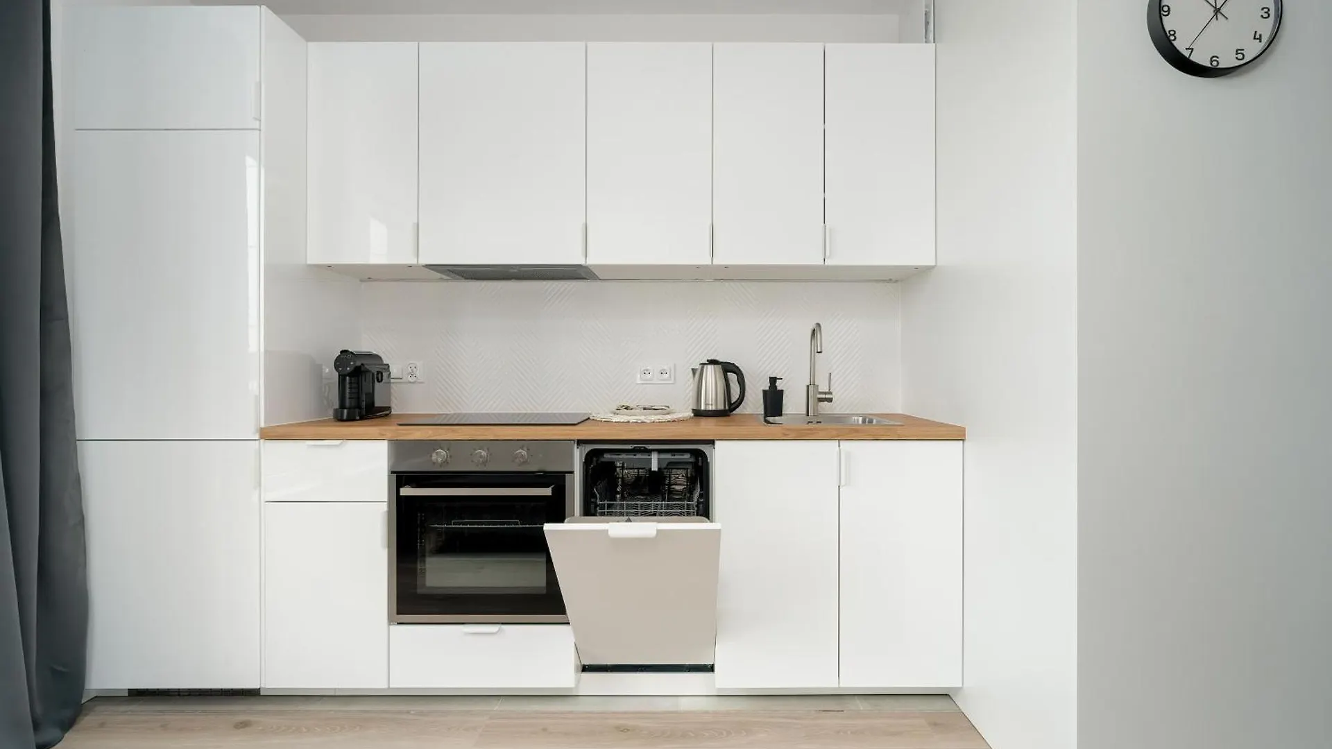 Nowoczesny Apartament Dla 2 Doroslych I 2 Dzieci Parking By Noclegi Renters بوزنان شقة